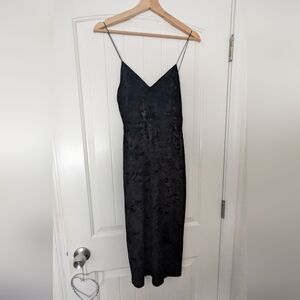 Alice & Olivia x Stacey Bendet Air Crushed Velvet style Black Midi Dress